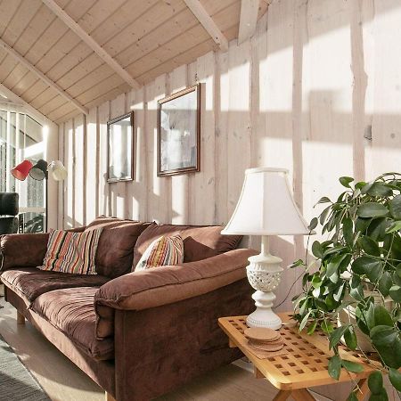 Three-Bedroom Holiday Home In Rodby 38 Kramnitse Dış mekan fotoğraf