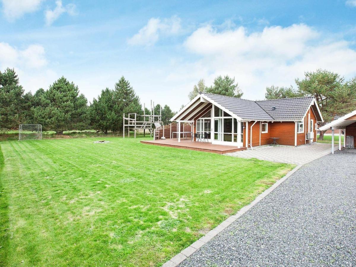 Three-Bedroom Holiday Home In Rodby 38 Kramnitse Dış mekan fotoğraf